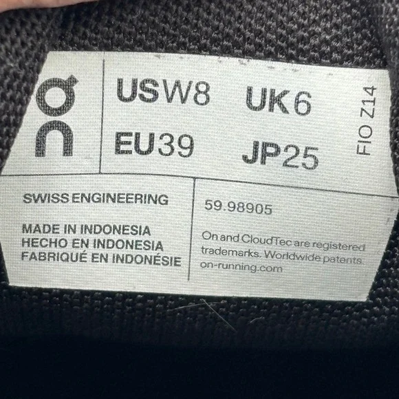 On Cloud Women's Running Shoes Black Mesh Sneakers Size 8 (Swiss Engineering) - Picture 8 of 9